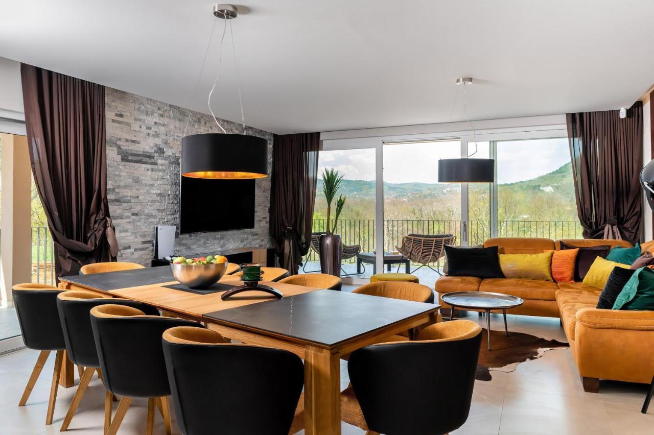 Luxury Villa Santa Cruz With Xl Pool And Jacuzzi Potpićan 외부 사진